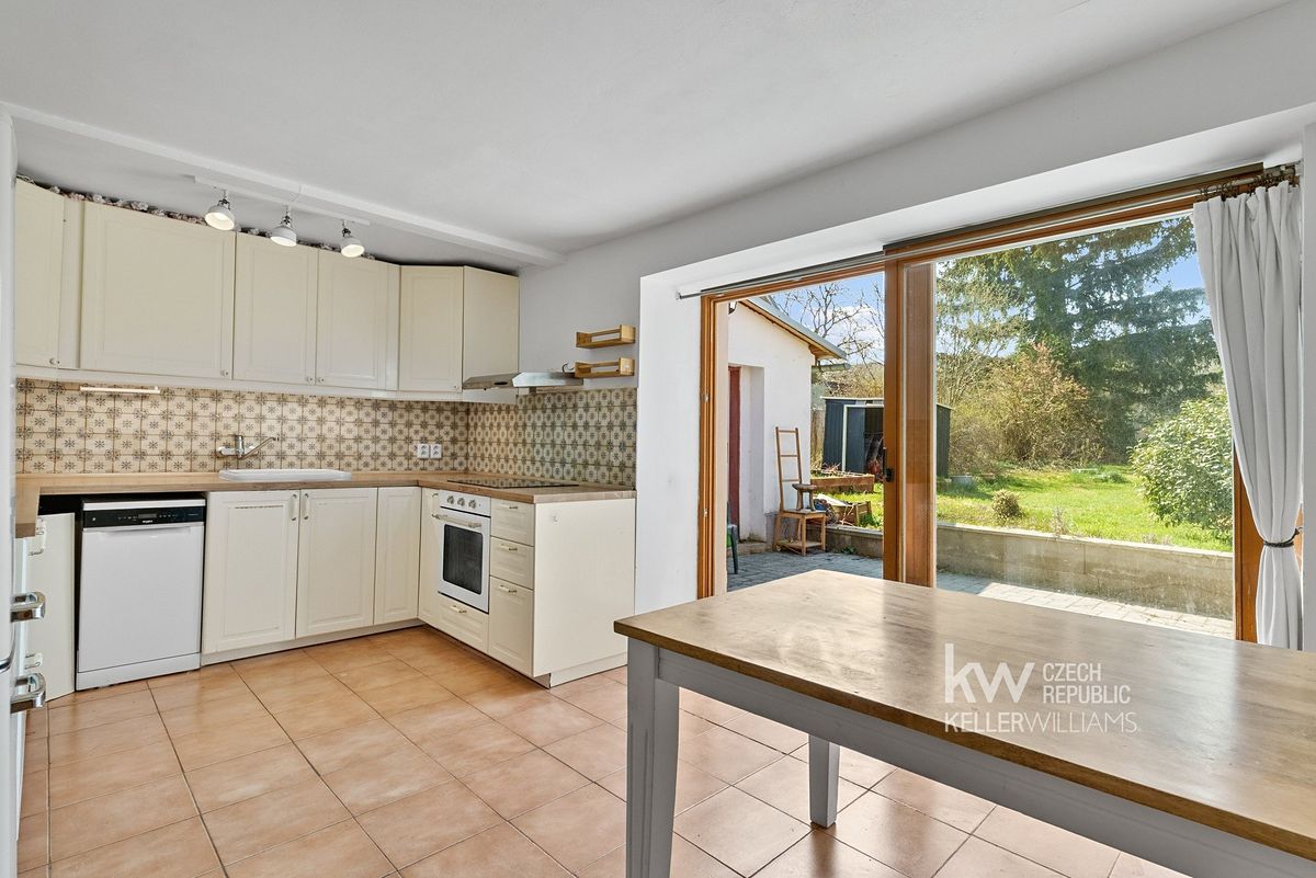 Prodej rodinného domu 100 m², pozemek 508 m² – fotografie 3