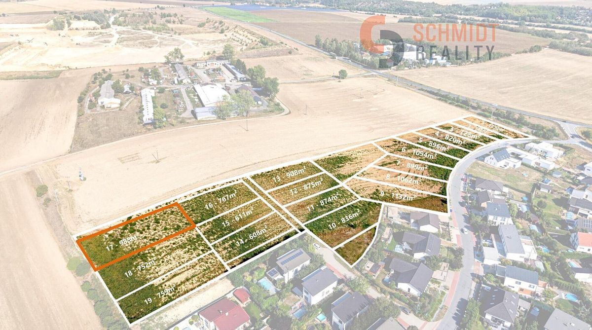 Prodej stavebního pozemku 988 m² – fotografie 2