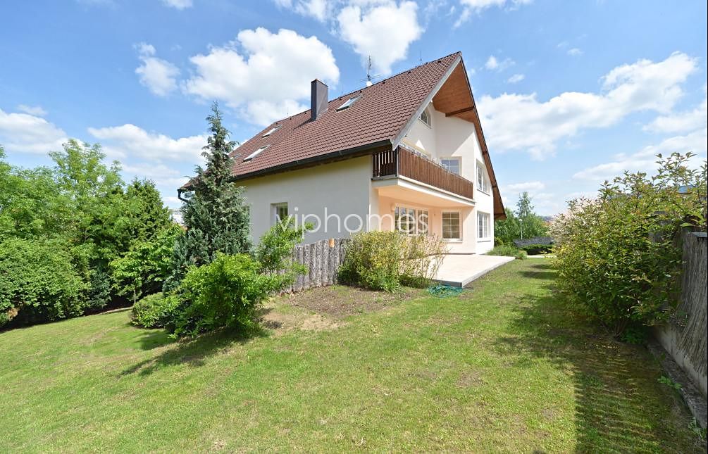Pronájem vily 500 m², pozemek 800 m² – fotografie 2