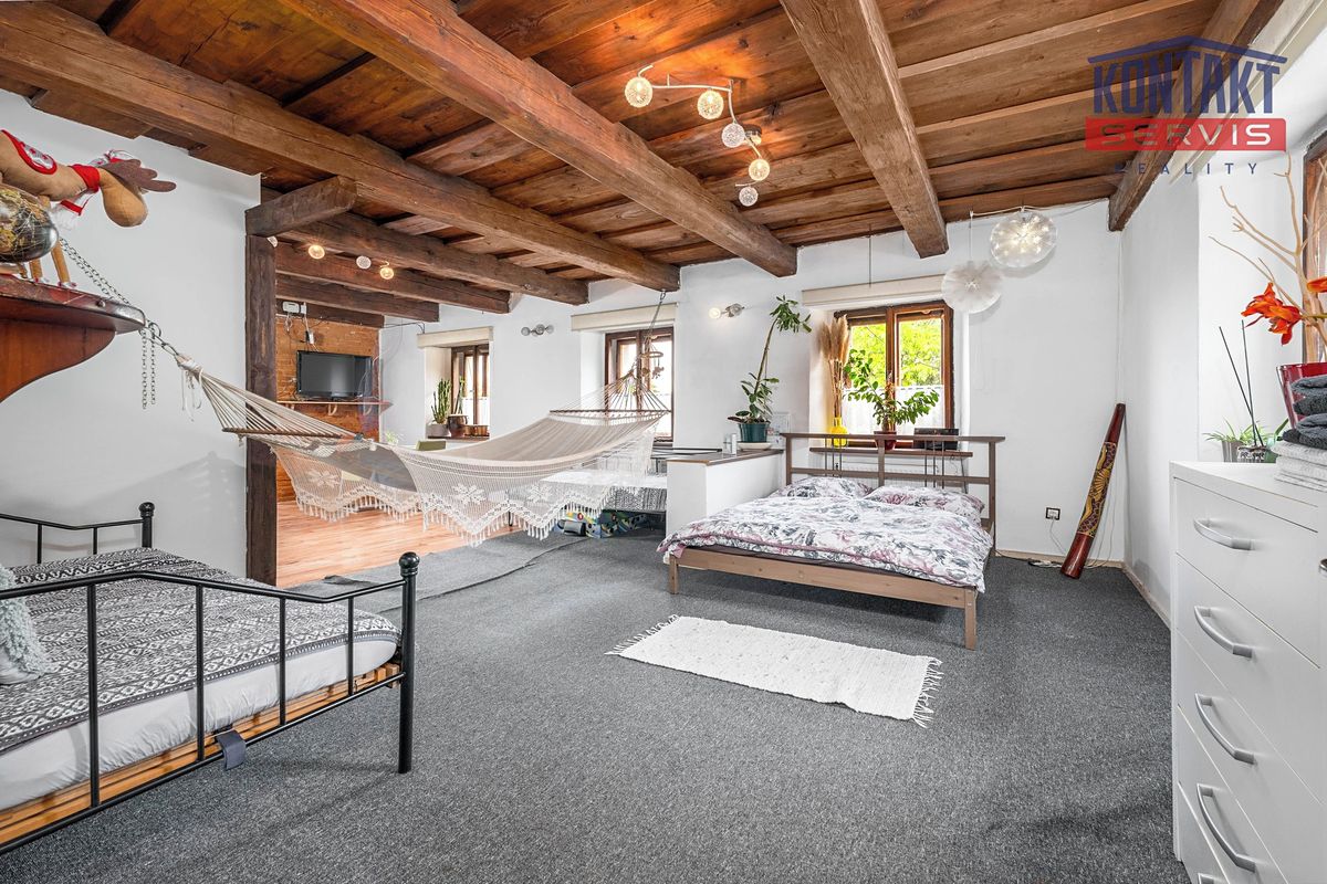 Pronájem bytu 1+kk 50 m² – fotografie 3