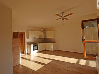 Prodej bytu 1+kk, 65 m² (2 z 28)