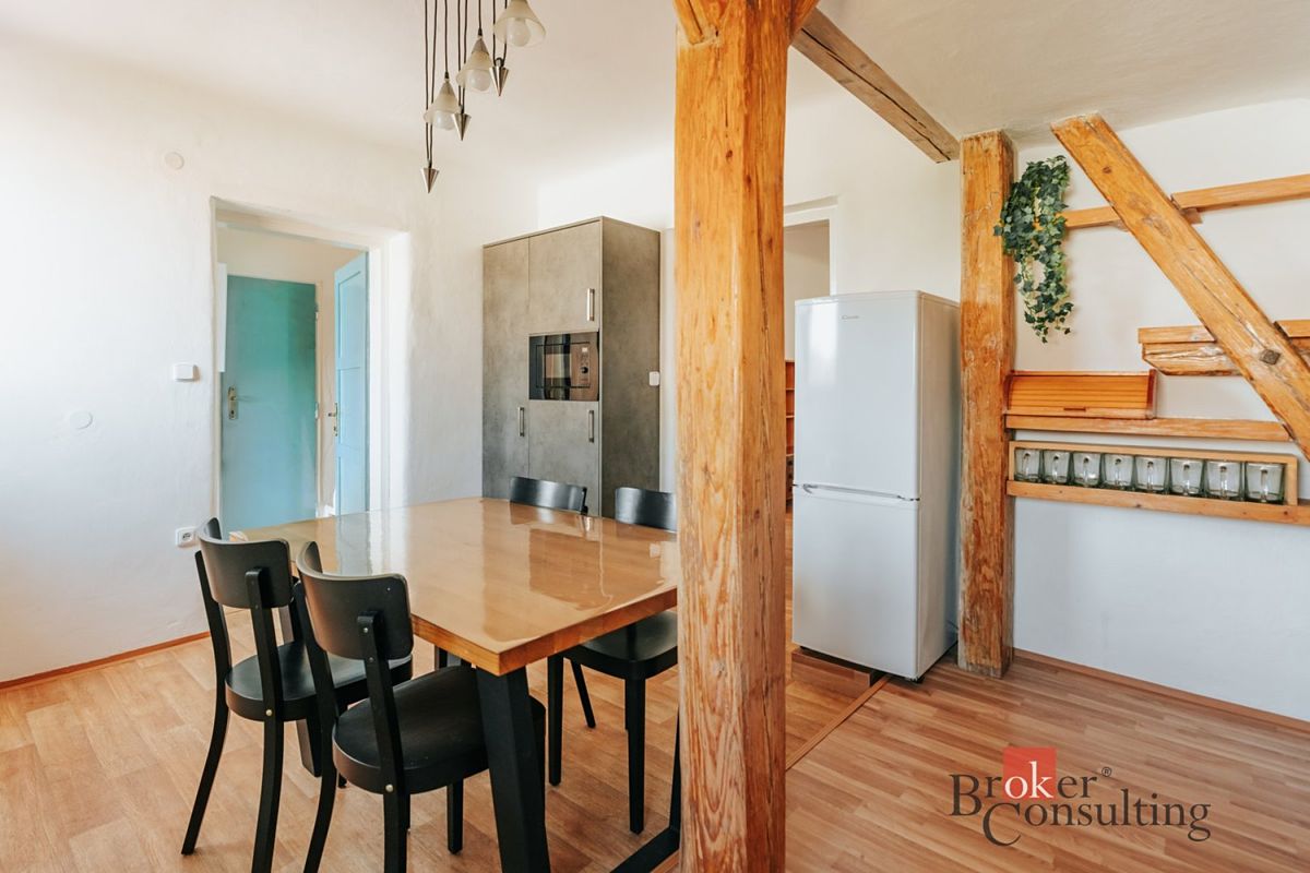 Pronájem bytu 2+1 60 m² – fotografie 3