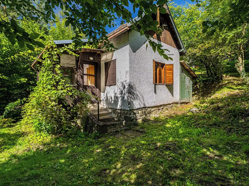 Prodej chaty 47 m², pozemek 658 m², Stříbrná Skalice – náhled fotky 1