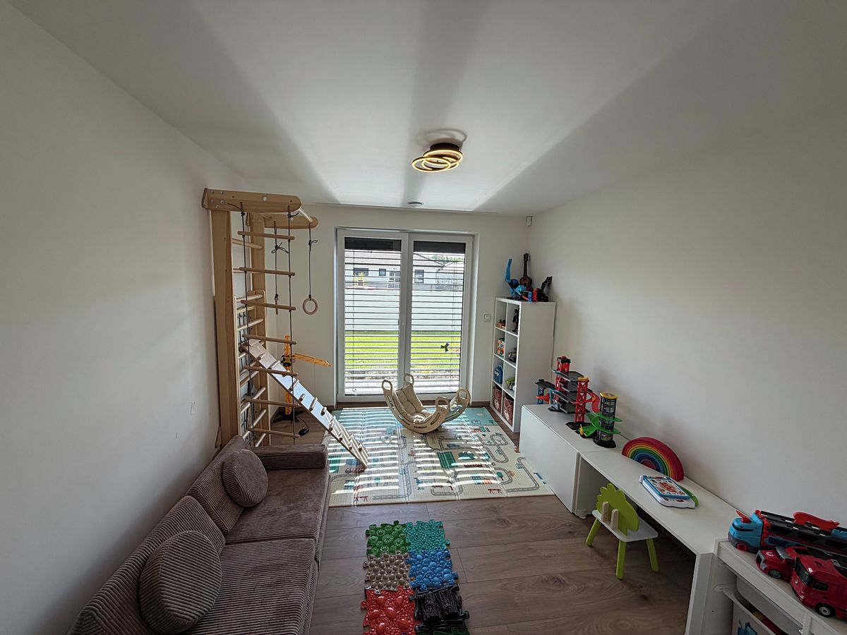 Prodej rodinného domu 172 m², pozemek 700 m² – fotografie 5
