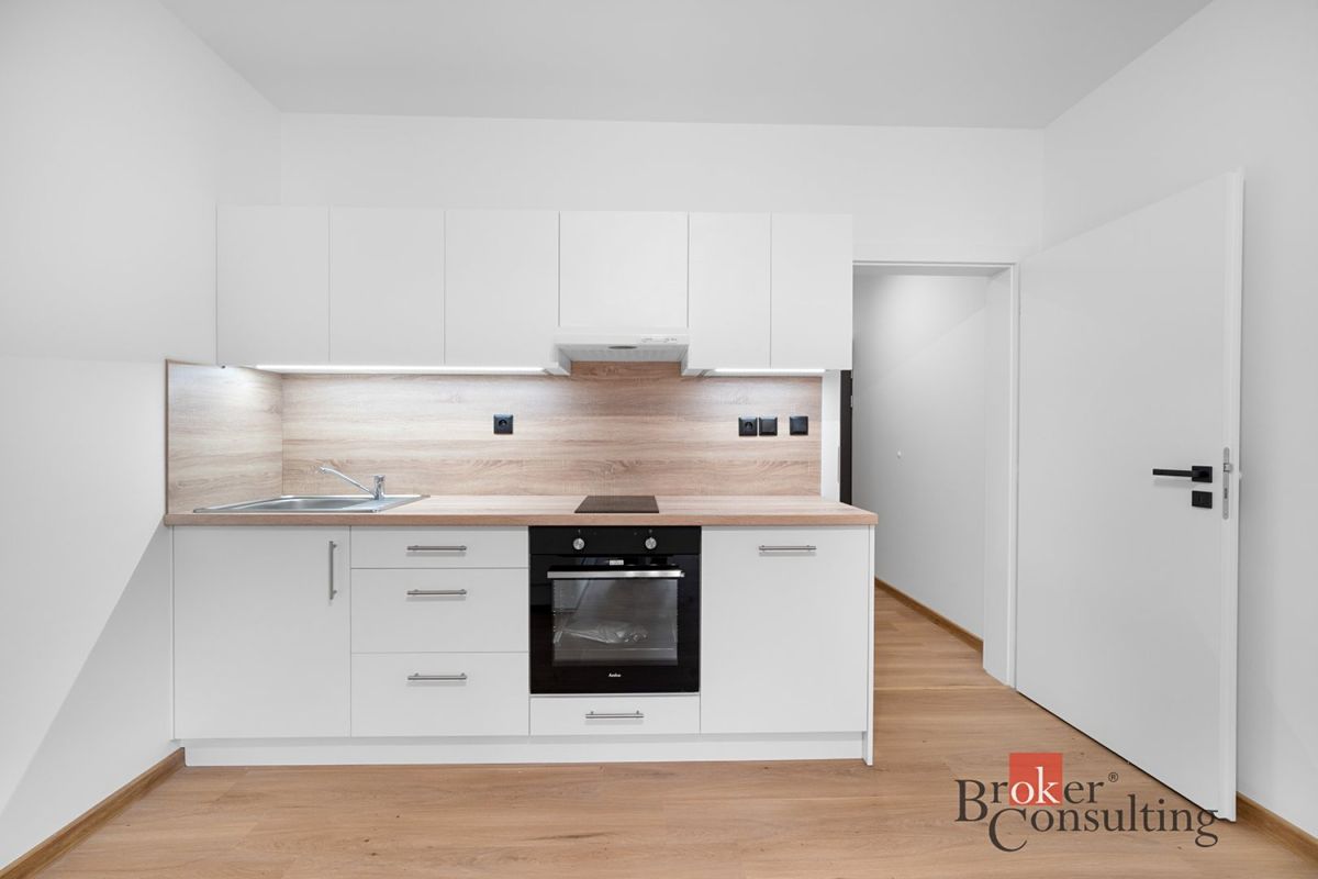 Pronájem bytu 1+kk 23 m²