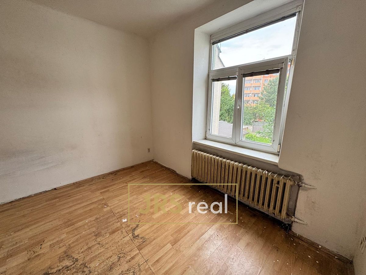 Pronájem bytu 3+1 40 m² – fotografie 3