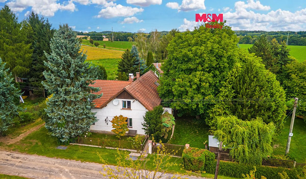 Prodej chalupy 300 m², pozemek 1771 m²