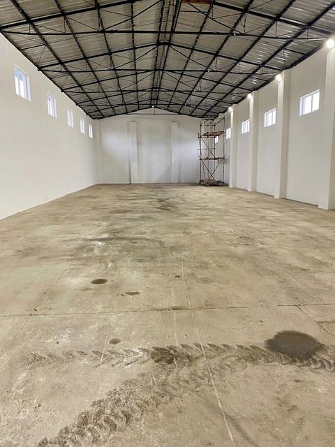 Pronájem skladového prostoru 670 m² – fotografie 3