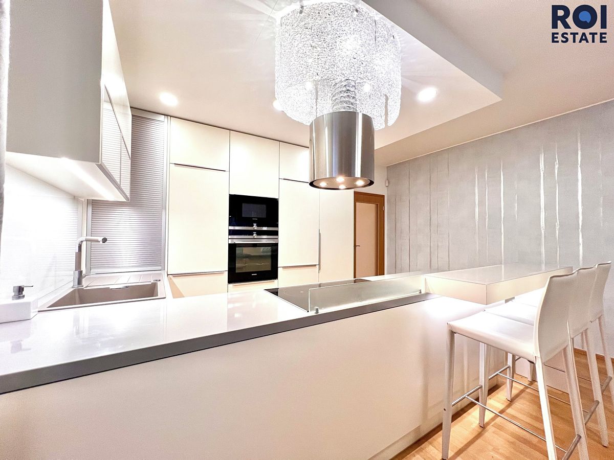 Pronájem bytu 4+kk 103 m²