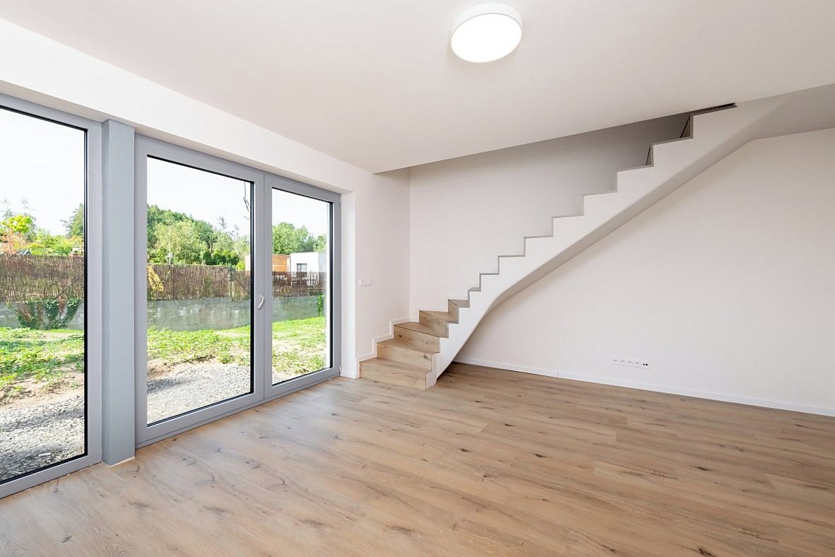 Pronájem rodinného domu 78 m², pozemek 120 m² – fotografie 3