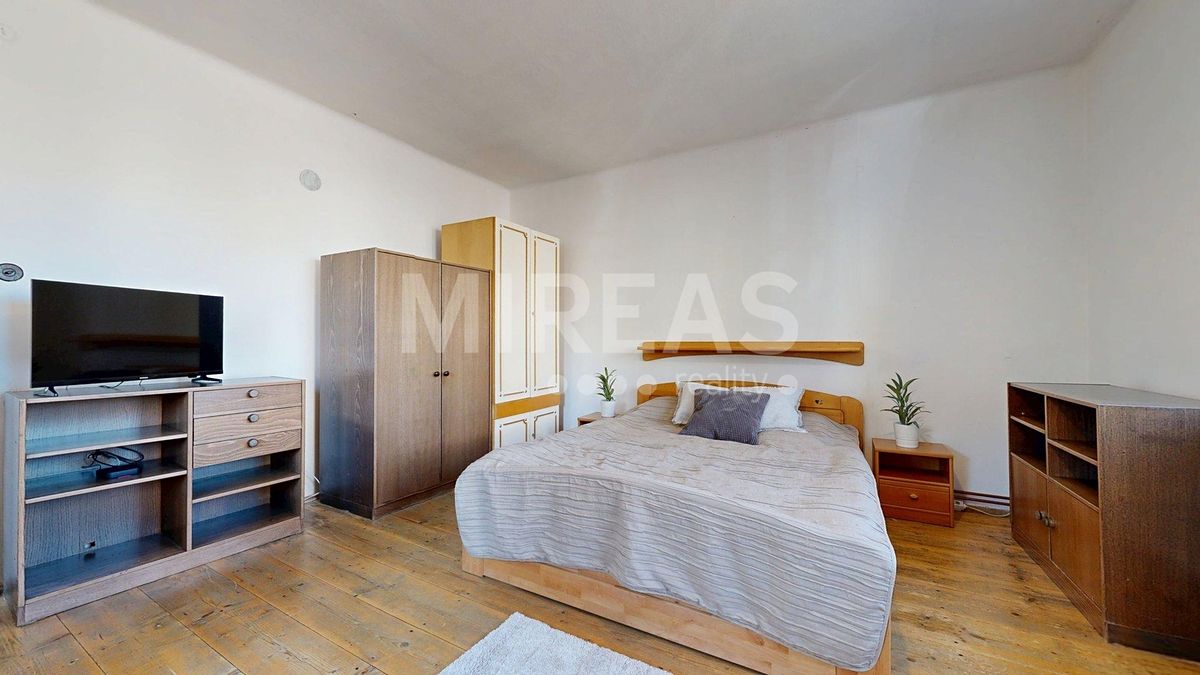 Prodej rodinného domu 185 m², pozemek 1030 m² – fotografie 5