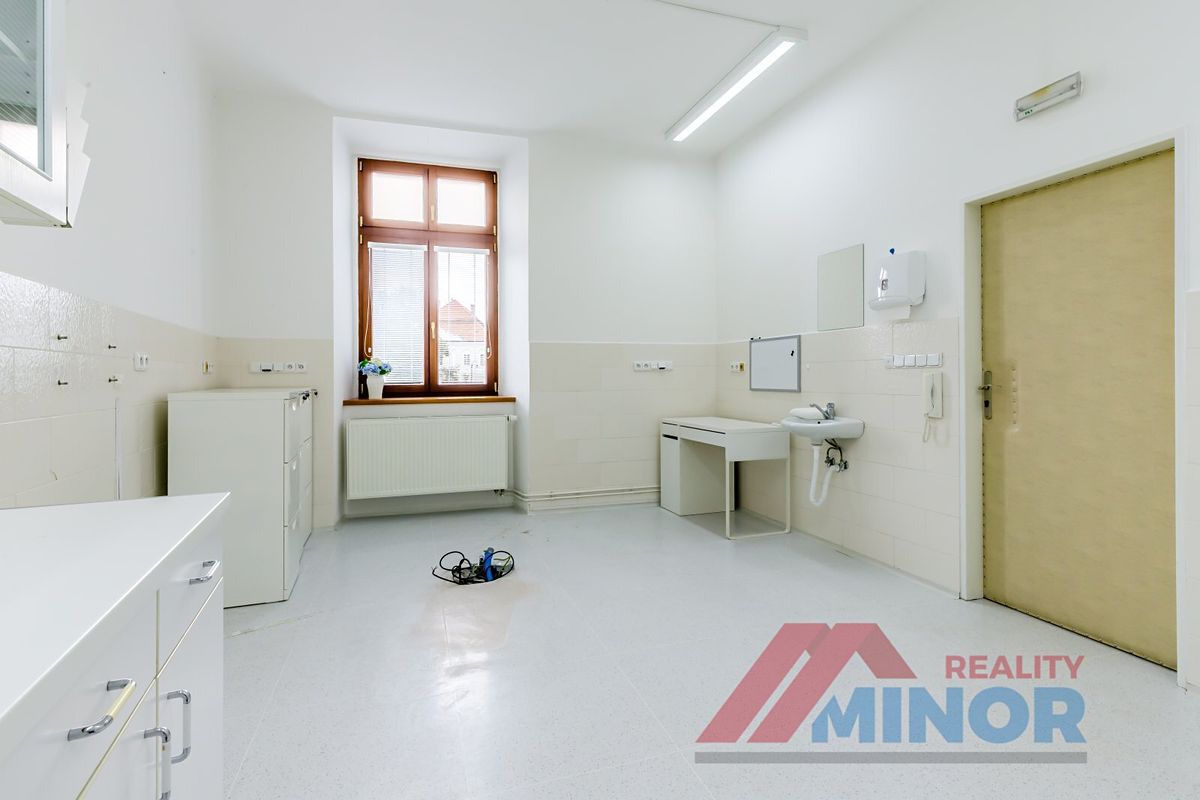 Pronájem ordinace 69 m² – fotografie 3