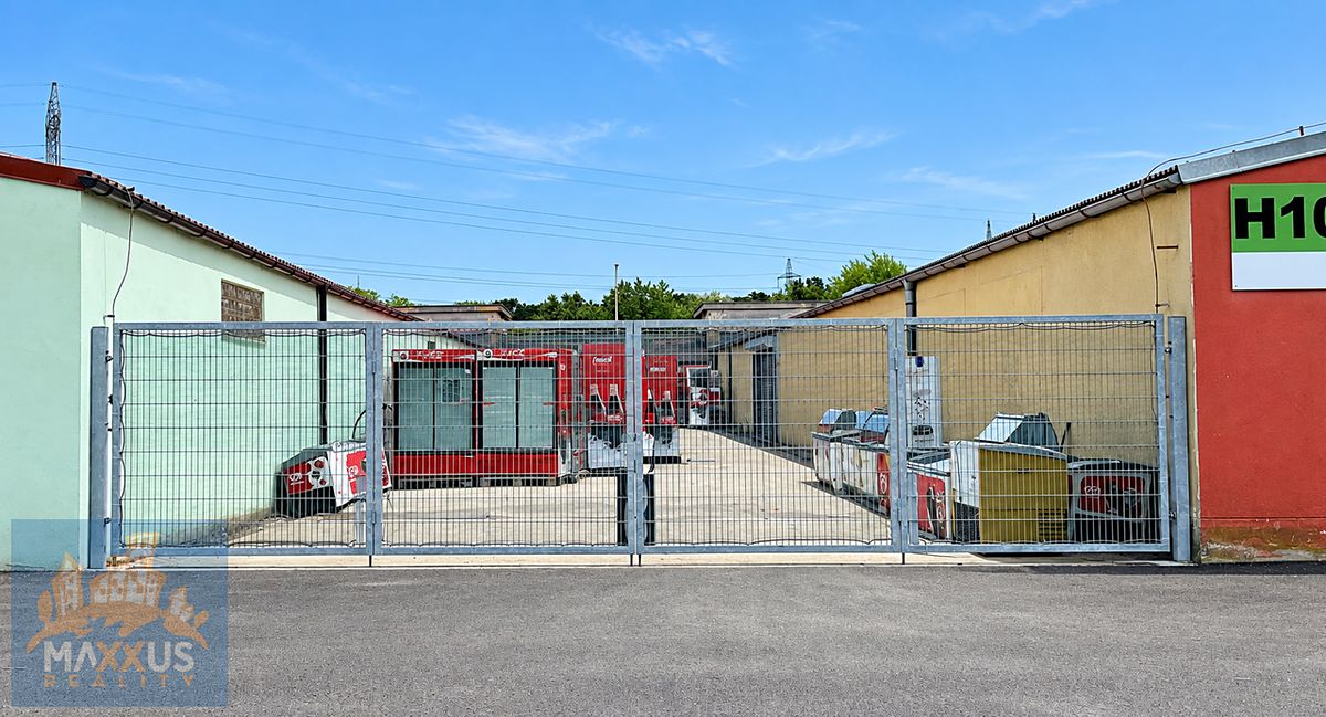 Pronájem komerčního pozemku 378 m², Praha – fotka 1 z 3