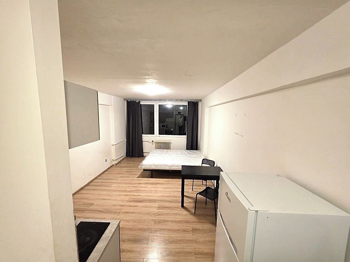 Pronájem bytu 1+kk 27 m² – fotografie 3