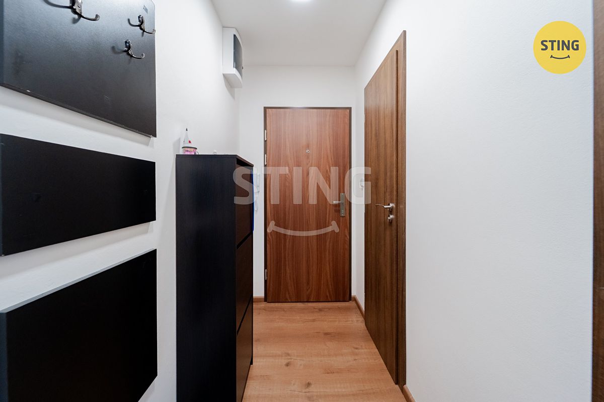 Pronájem bytu 2+kk 36 m² – fotografie 5
