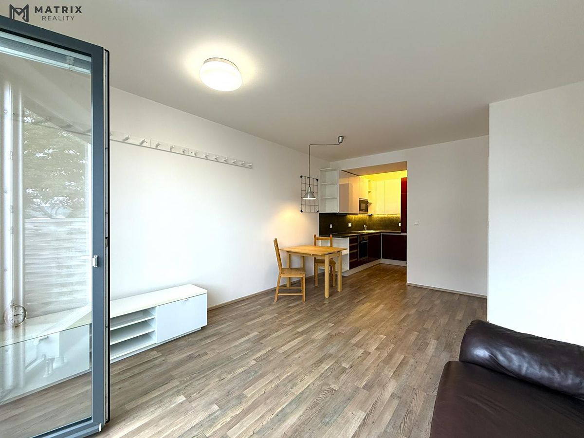 Pronájem bytu 2+kk 59 m² – fotografie 5