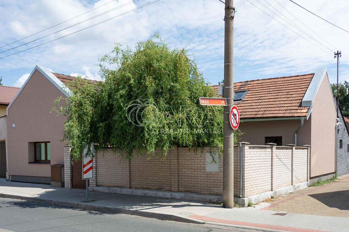 Prodej rodinného domu 143 m², pozemek 186 m²