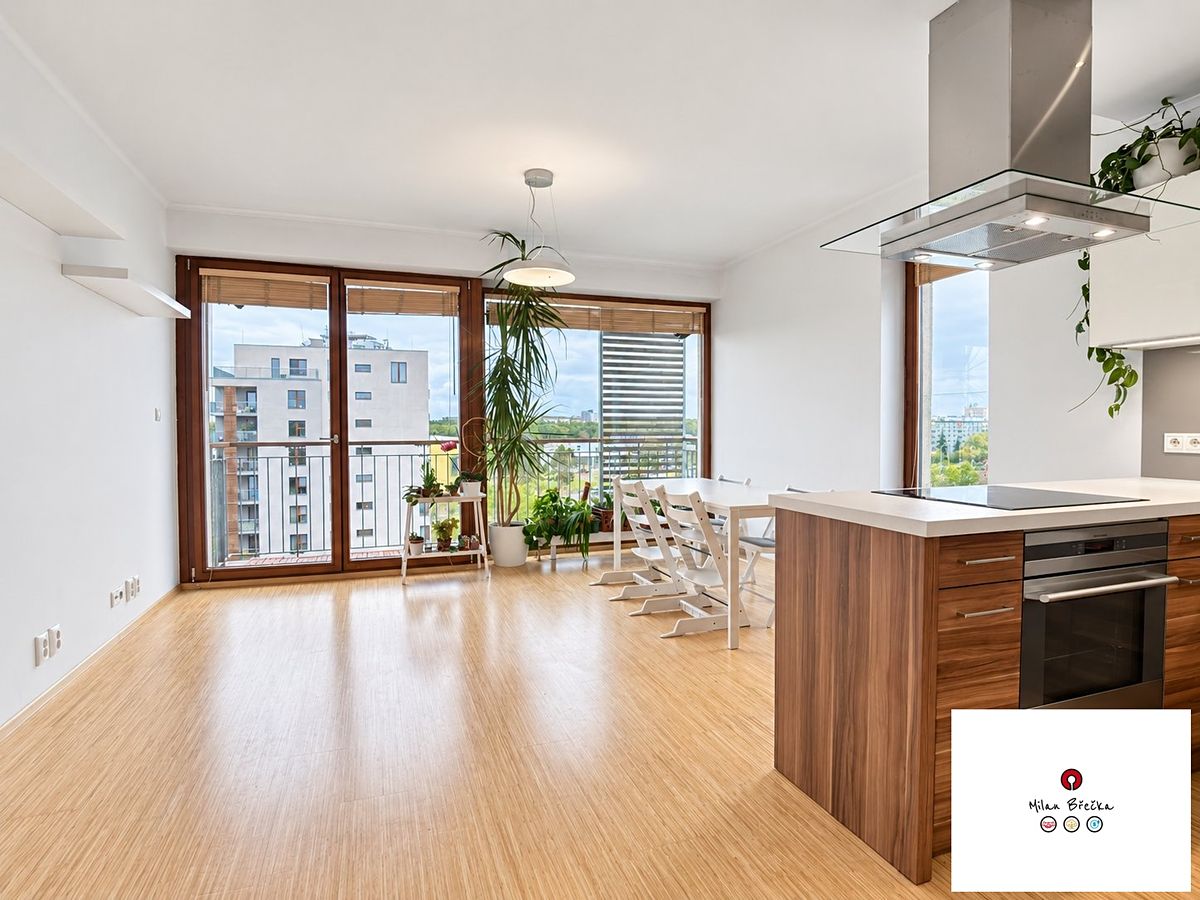 Pronájem bytu 3+kk 87 m² – fotografie 2