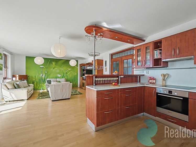 Будинок на продаж, 174 м² (6 з 23)