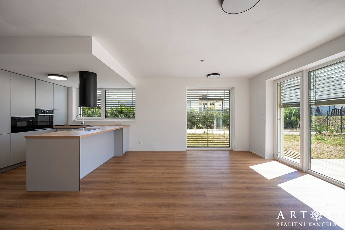 Prodej rodinného domu 113 m², pozemek 326 m² – fotografie 5