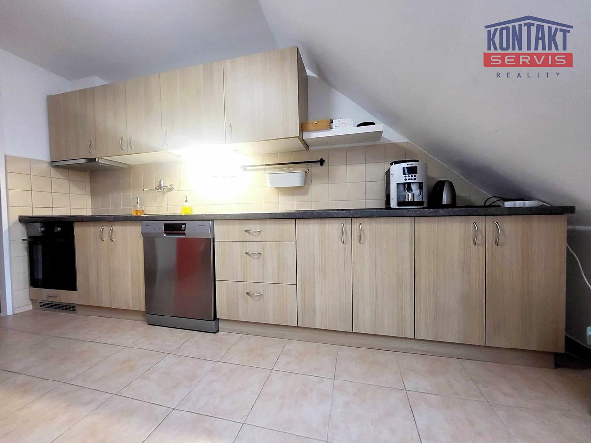 Pronájem bytu 2+1 63 m² – fotografie 2