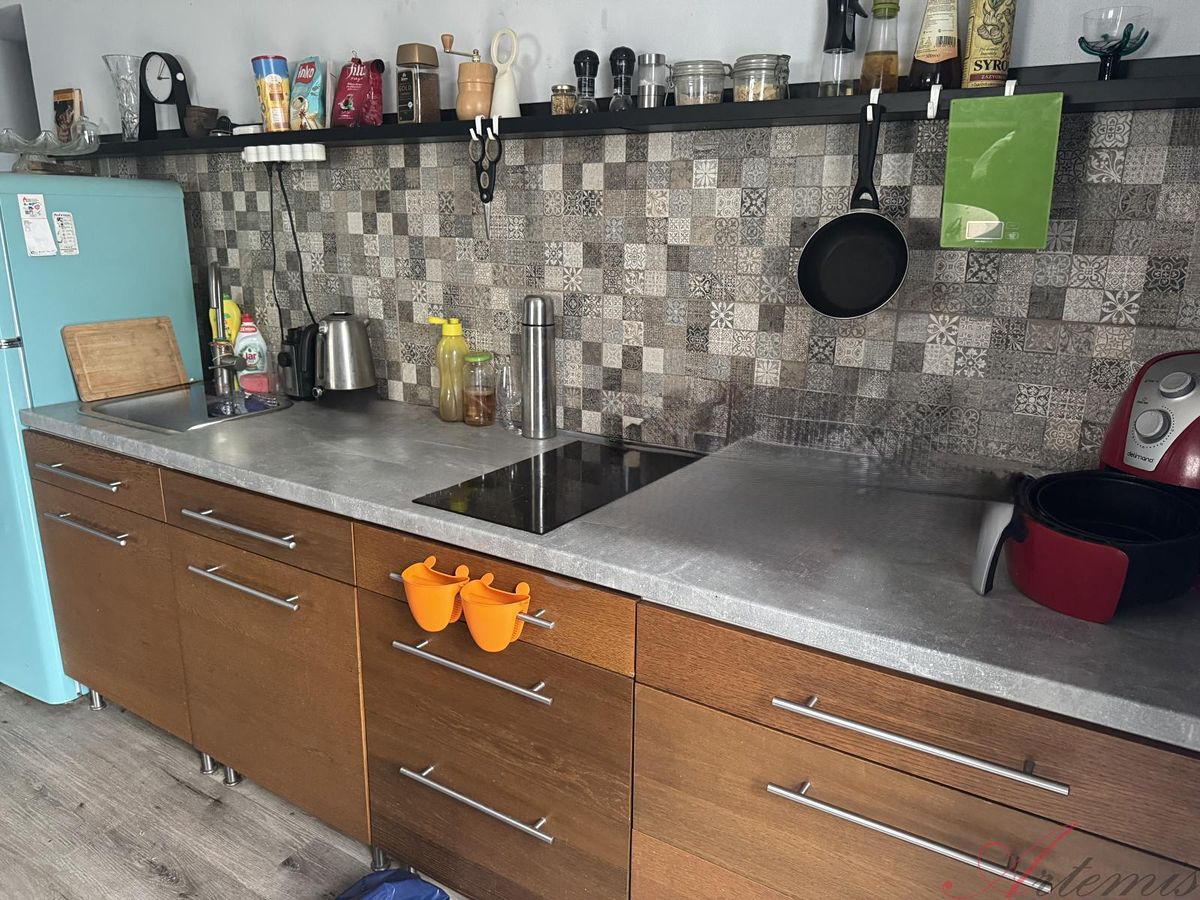 Prodej rodinného domu 200 m², pozemek 576 m² – fotografie 4