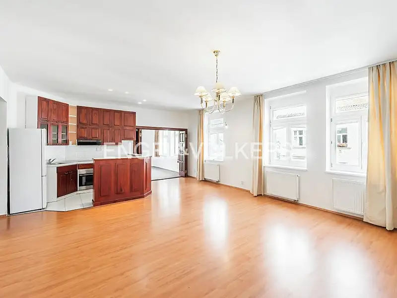 Pronájem bytu 4+kk 140 m², Praha – náhled fotky 1