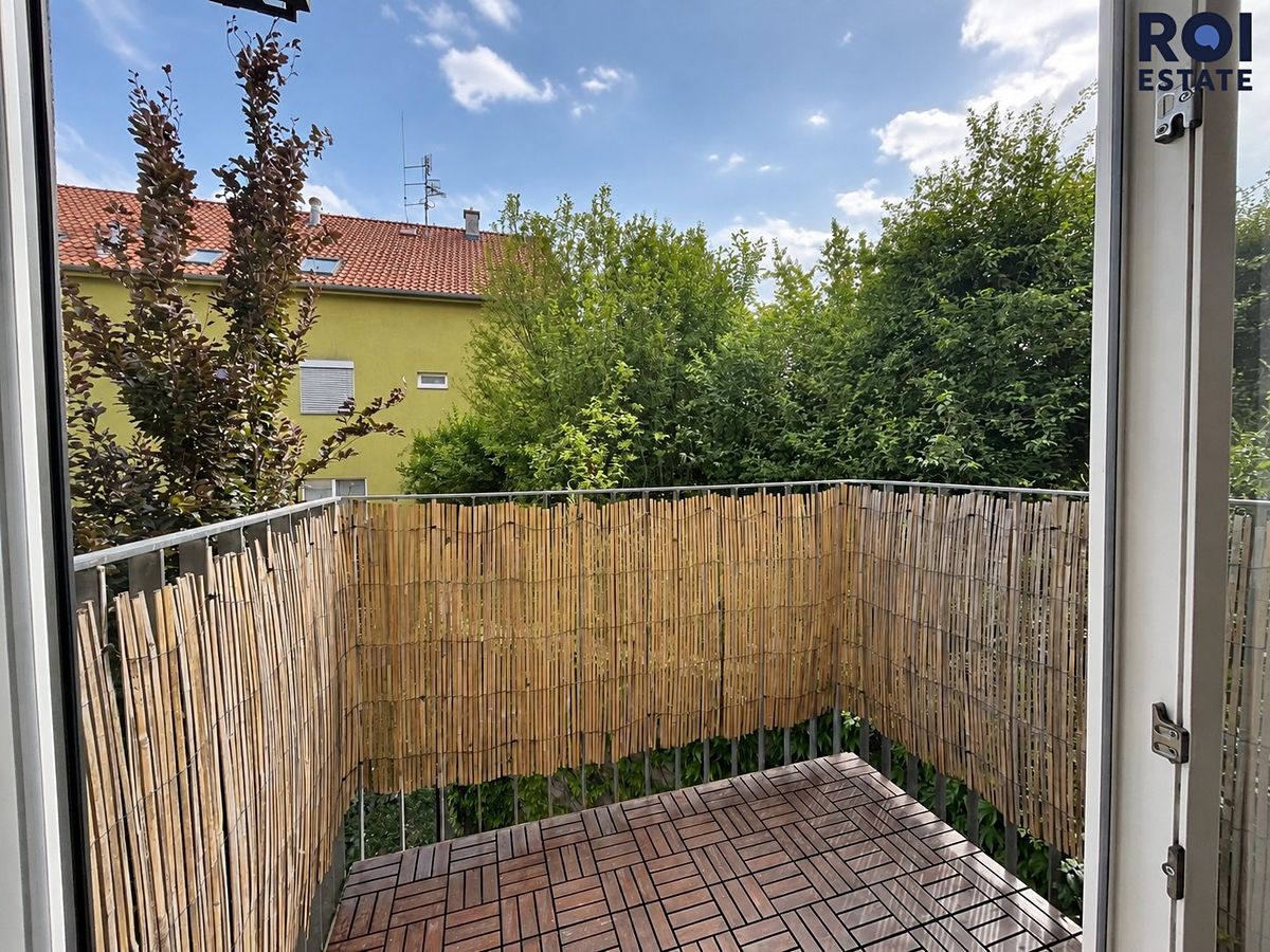 Pronájem bytu 2+kk 51 m² – fotografie 2
