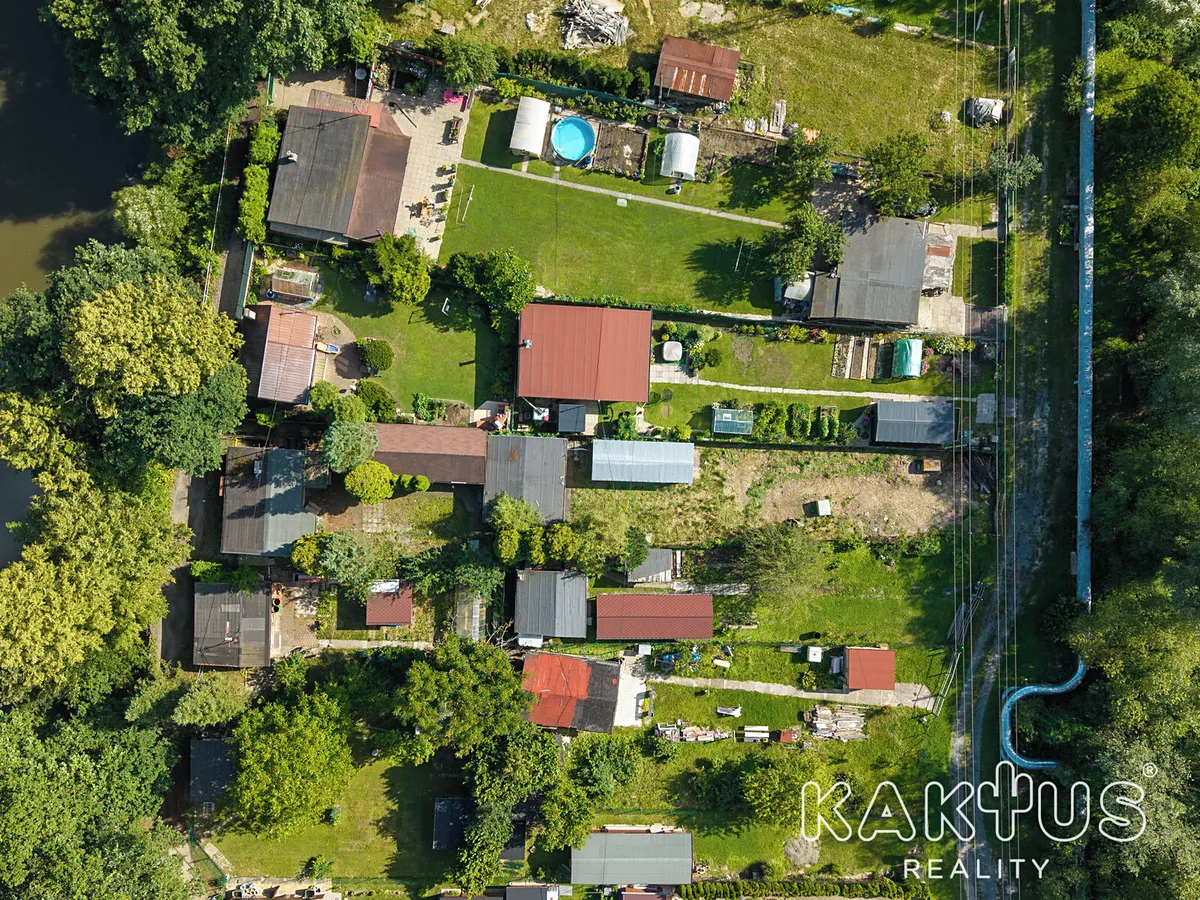 Prodej zahrady 610 m²