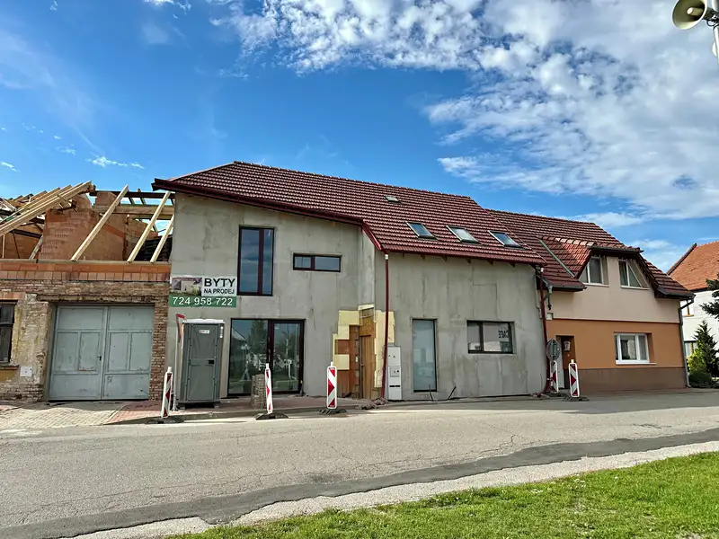 Prodej bytu 2+kk 44 m², Sokolnice – náhled fotky 1