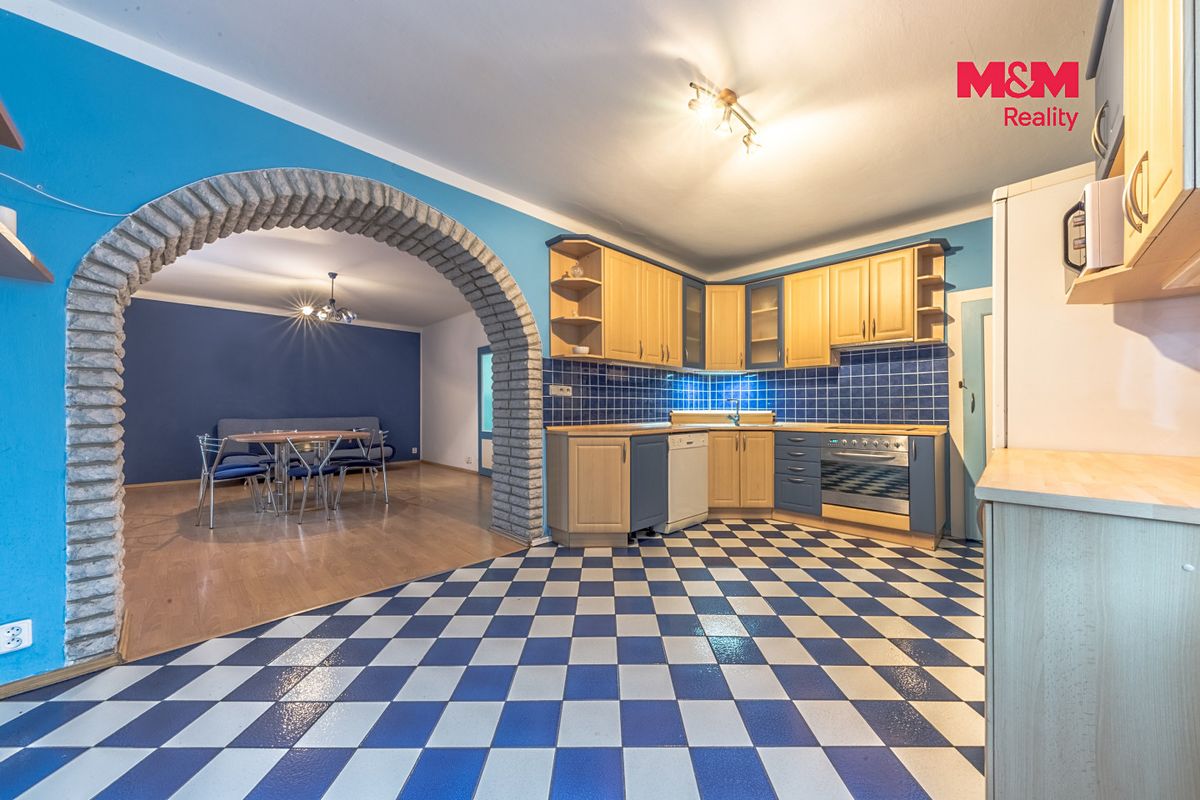 Prodej rodinného domu 90 m², pozemek 604 m² – fotografie 3