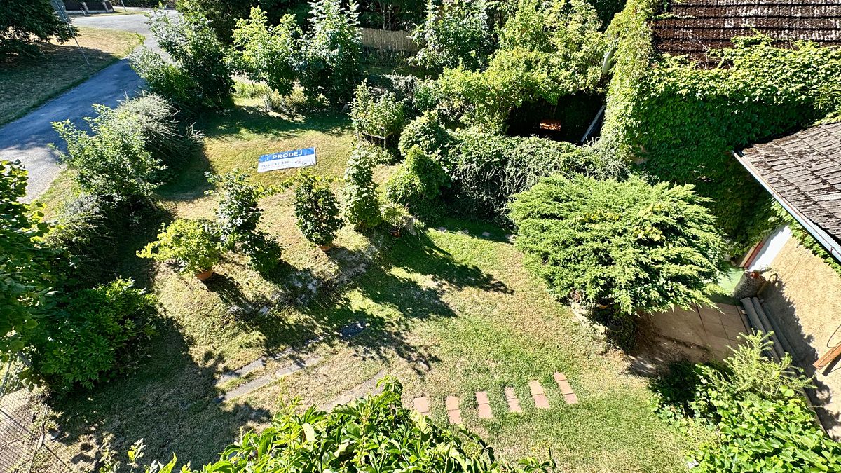 Prodej rodinného domu 294 m², pozemek 475 m² – fotografie 3