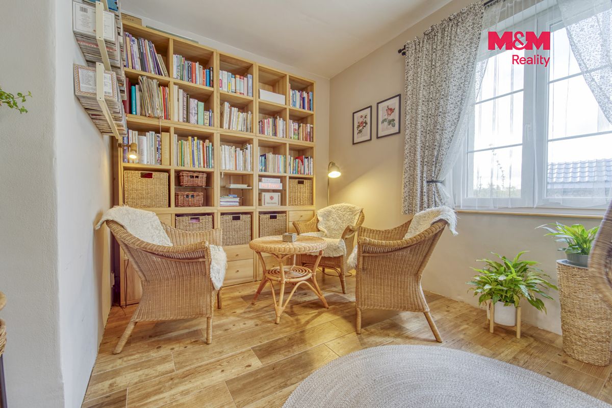 Prodej rodinného domu 151 m², pozemek 1056 m² – fotografie 5