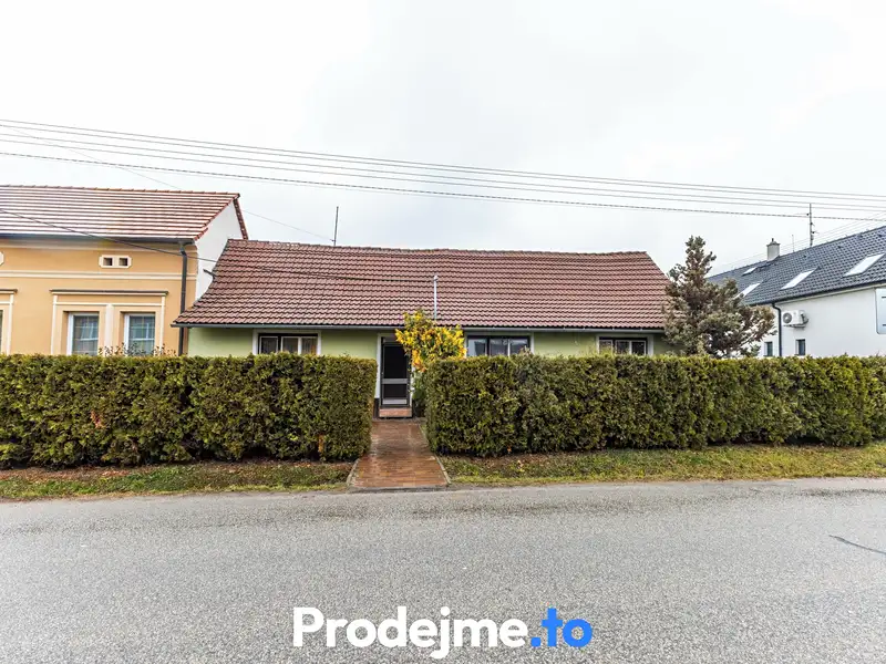 Prodej rodinného domu 99 m², pozemek 503 m², Hevlín – náhled fotky 1