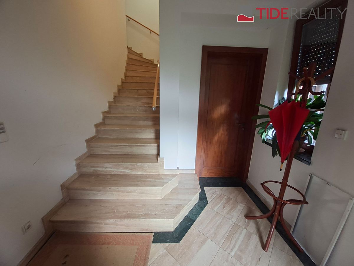 Pronájem bytu 5+kk 226 m² – fotografie 5