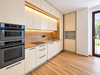 Pronájem bytu 3+kk 80 m²
