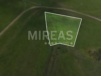 Prodej stavebního pozemku 2516 m²