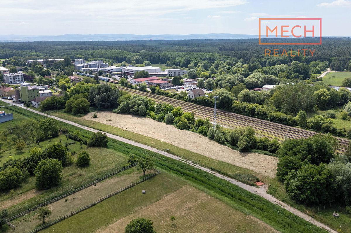 Prodej komerčního pozemku 11267 m²