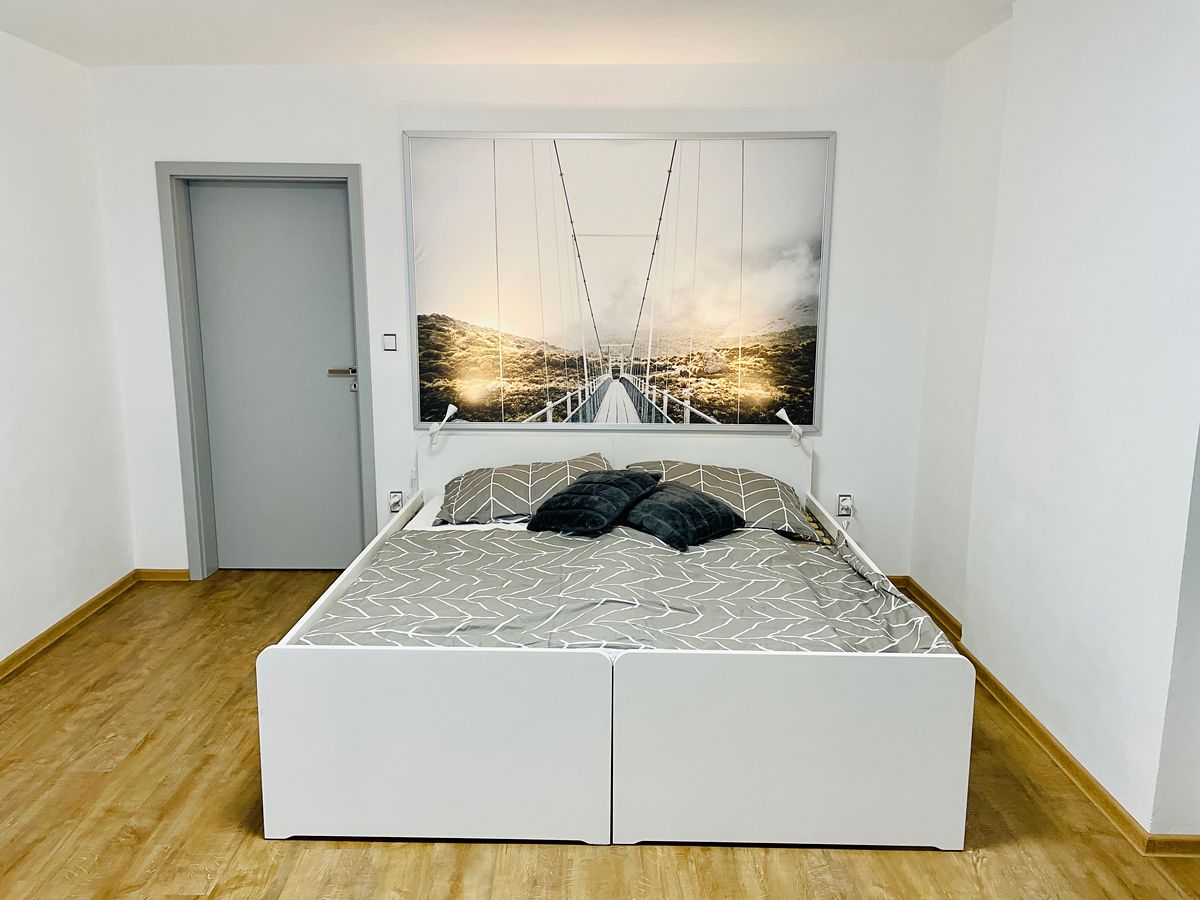 Pronájem bytu 3+kk 83 m²