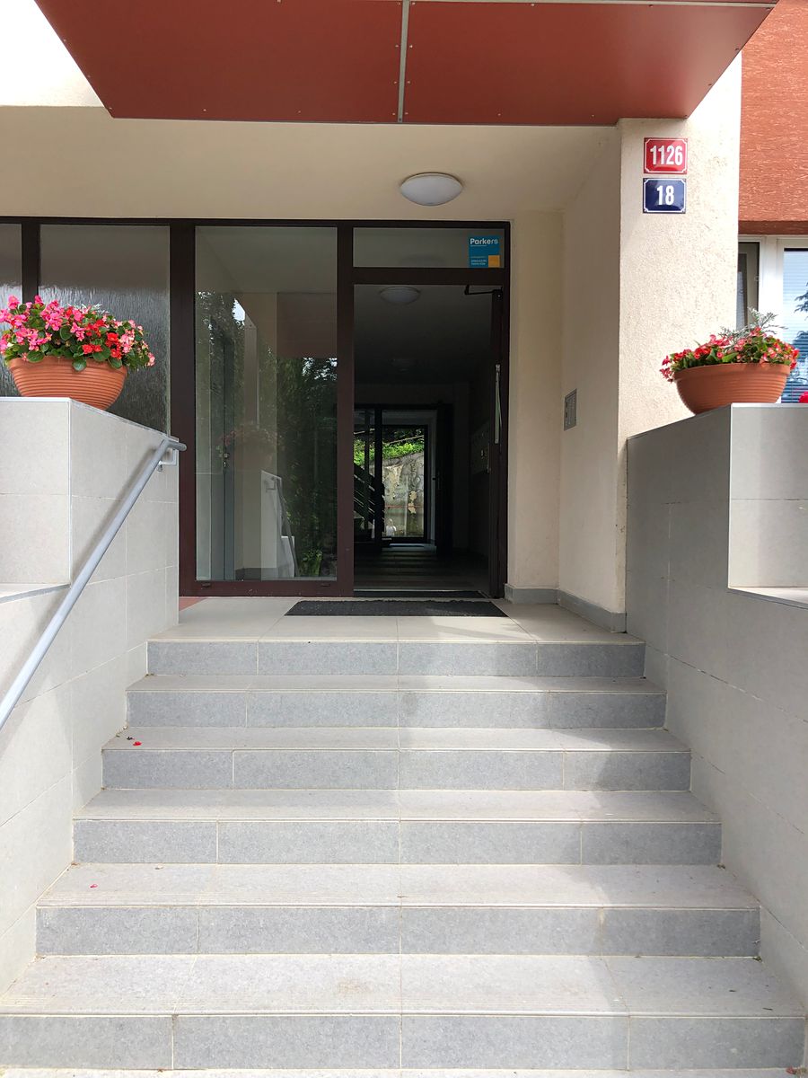 Prodej bytu 2+kk 48 m² – fotografie 2