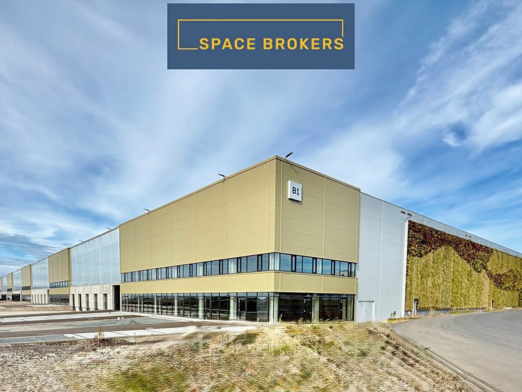Pronájem komerčního prostoru, 5 000 m² (2 z 6)