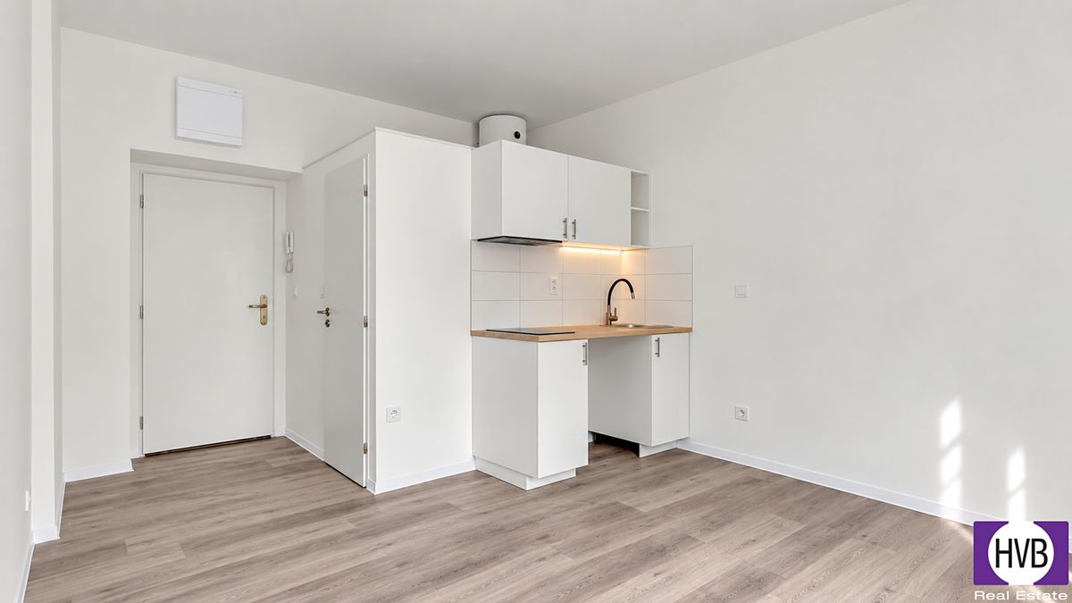 Prodej bytu 1+kk 18 m² – fotografie 2
