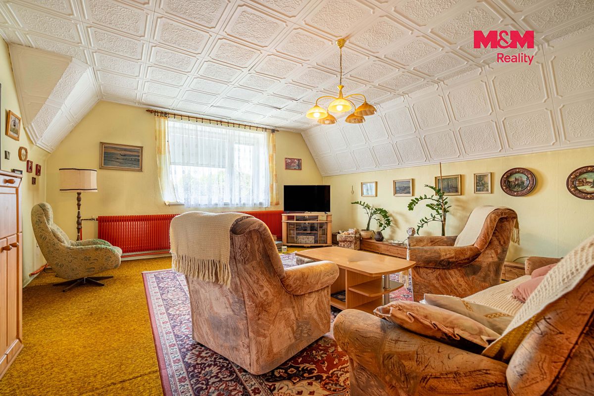 Prodej rodinného domu 160 m², pozemek 605 m² – fotografie 4