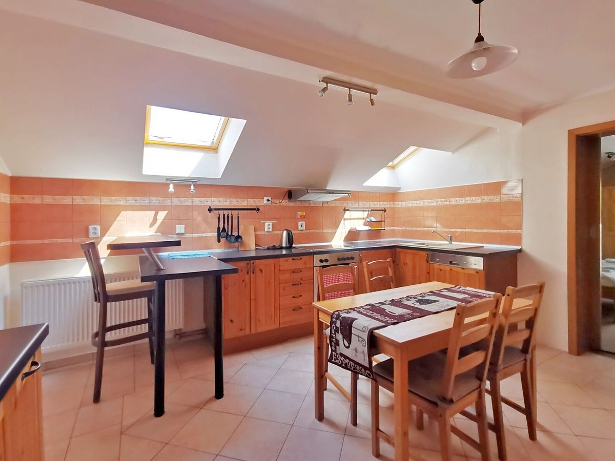 Pronájem bytu 2+kk 70 m² – fotografie 4