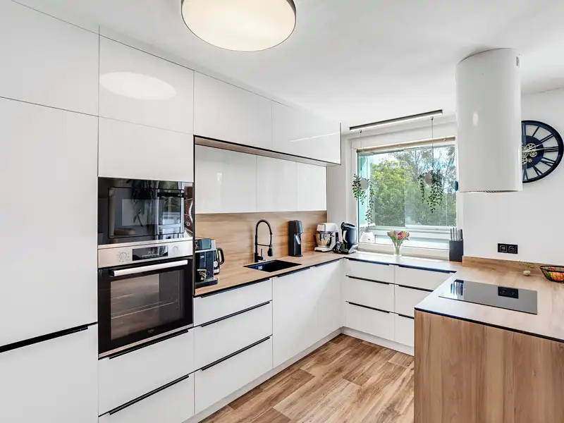 Prodej bytu 3+kk 76 m², Praha – náhled fotky 2