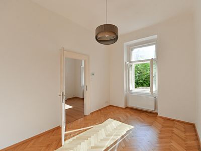 Pronájem bytu 2+kk 37 m²