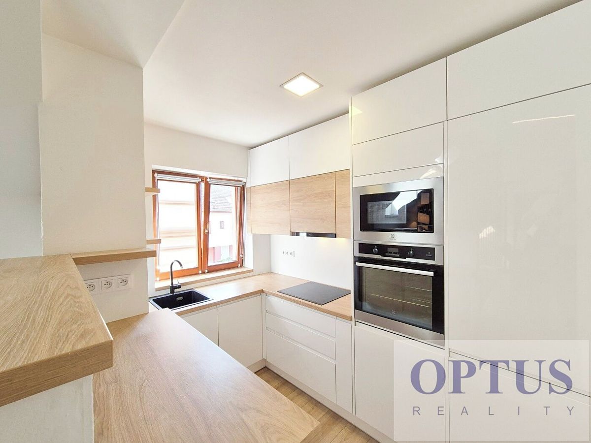 Pronájem bytu 4+kk 78 m² – fotografie 5