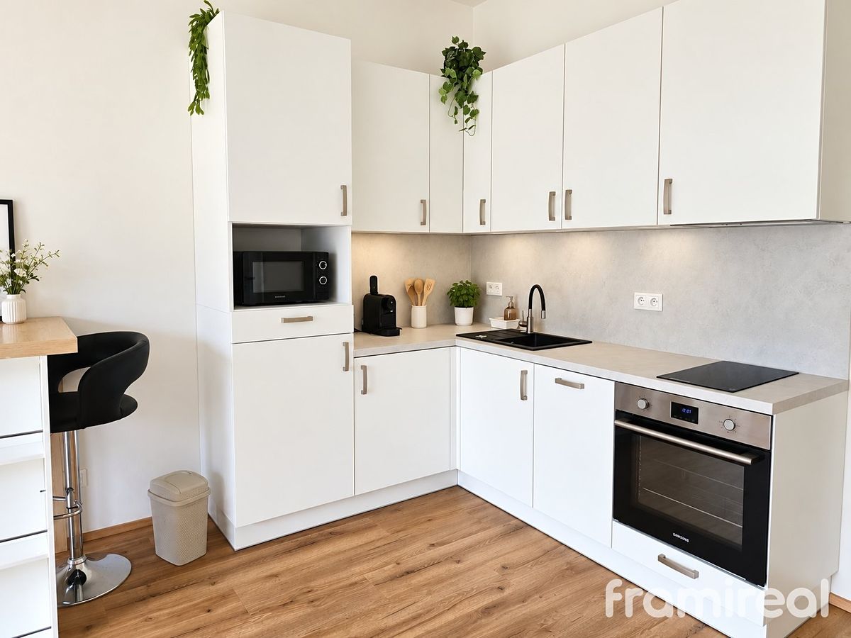 Pronájem bytu 1+kk 38 m² – fotografie 2