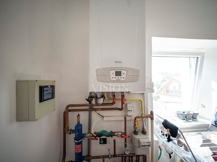 Prodej komerčního prostoru, 284 m² (39 z 46)