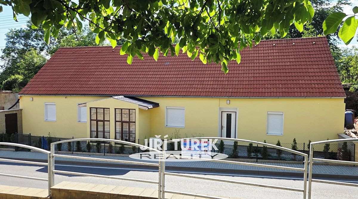 Prodej rodinného domu 120 m², pozemek 414 m² – fotografie 2